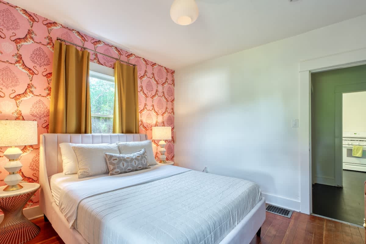 Residence image 3