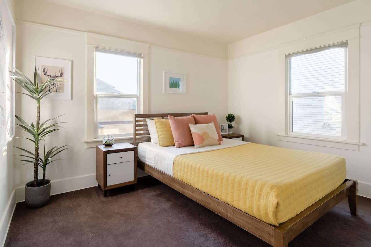 Residence image 3