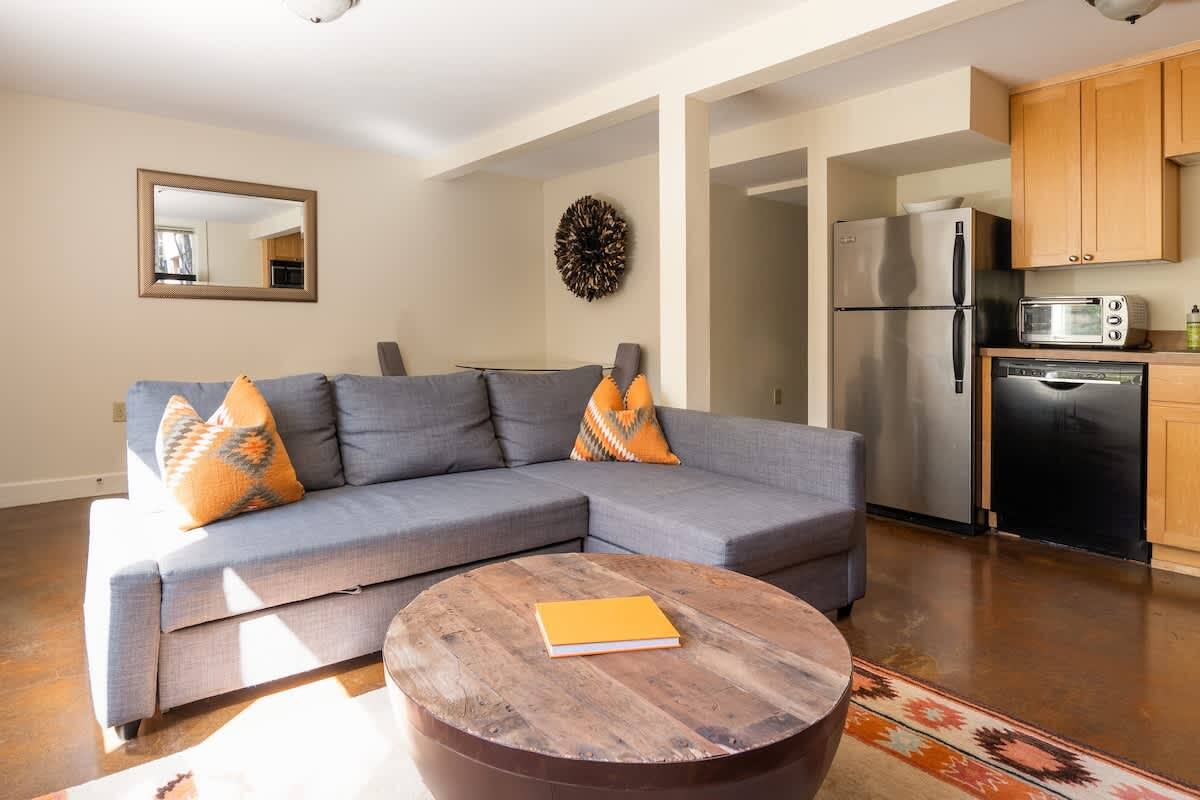 Residence image 1