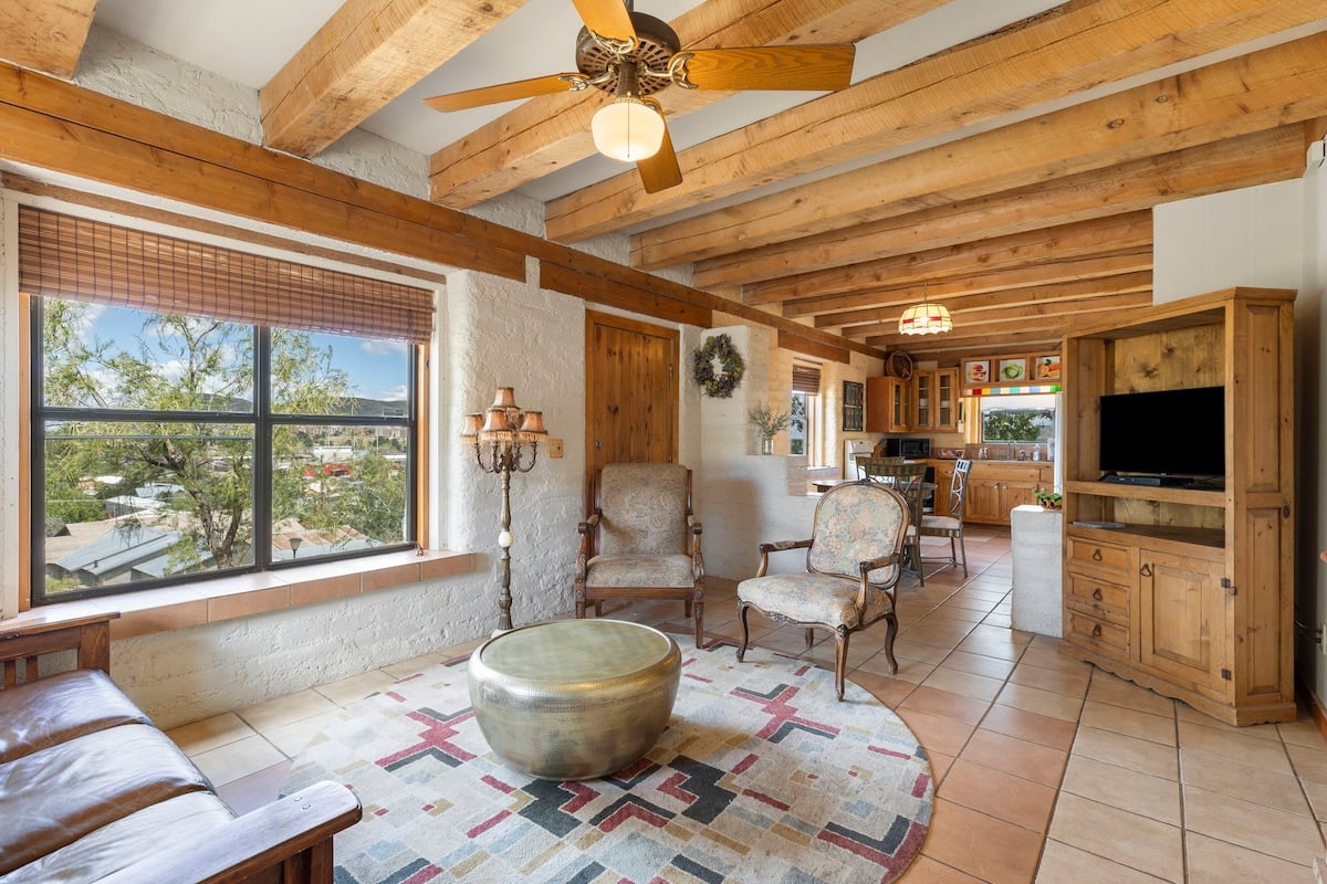 Adobe Vista - Cozy and inviting, spectacular view! image 6