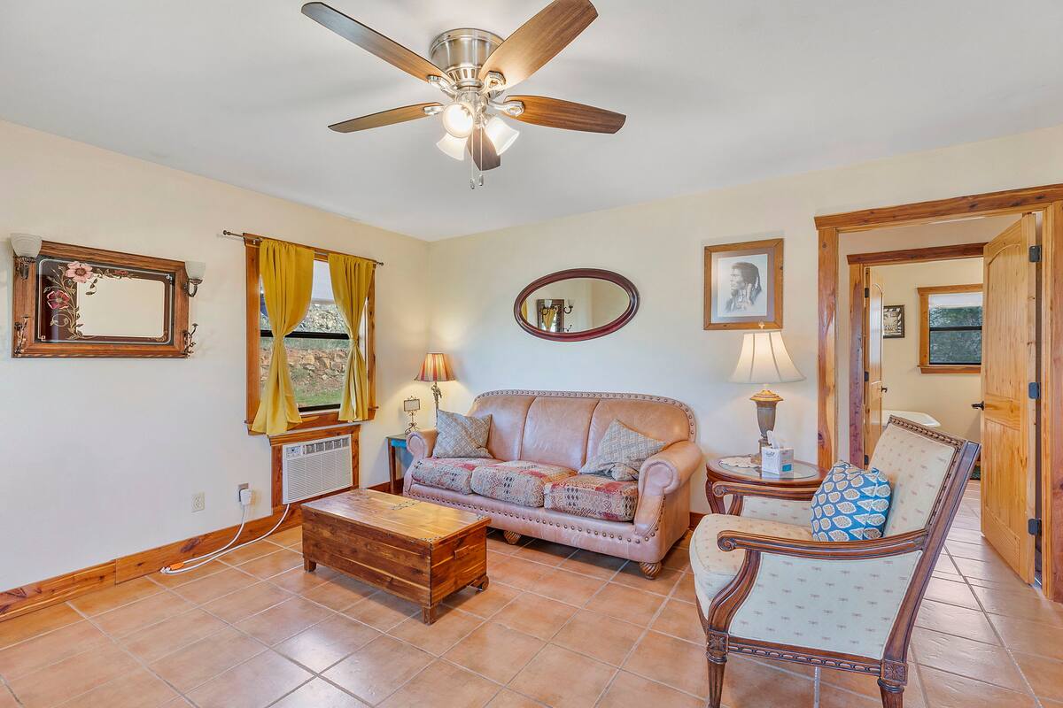 Residence image 3