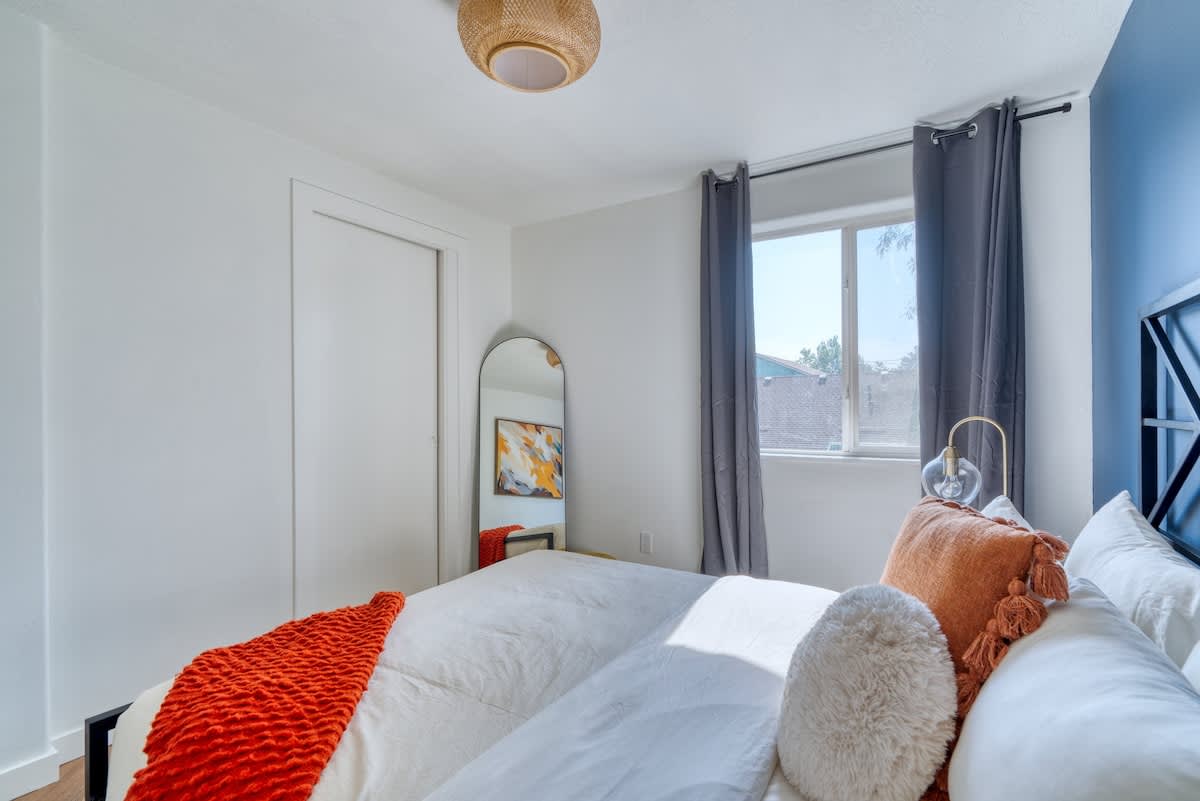 Residence image 3