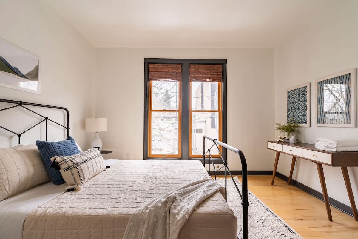 Residence image 3