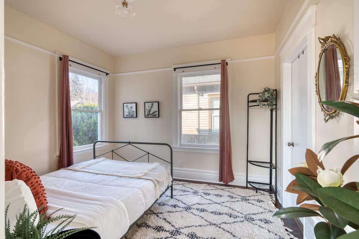 Tree-lined streets and a neighborhood that feels like home in one of Portland's most beloved quarters in Portland, OR