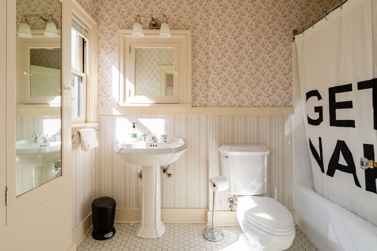 Residence image 3
