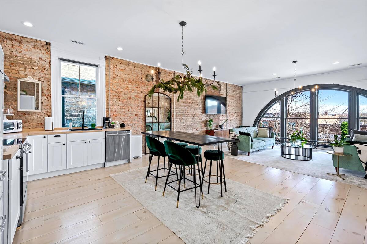 Residence image 4