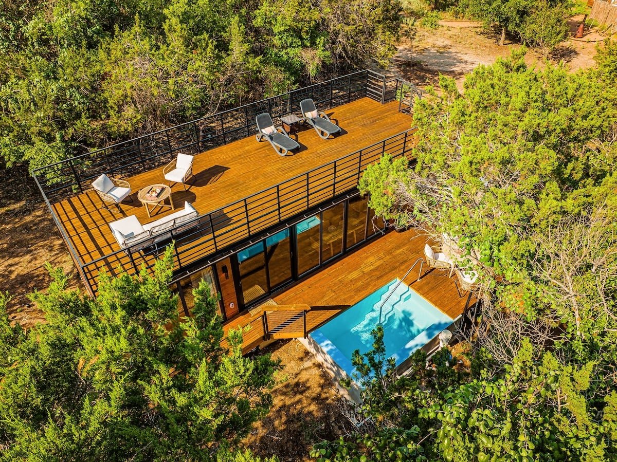 Where canopy light meets thoughtful design in Fredericksburg, TX