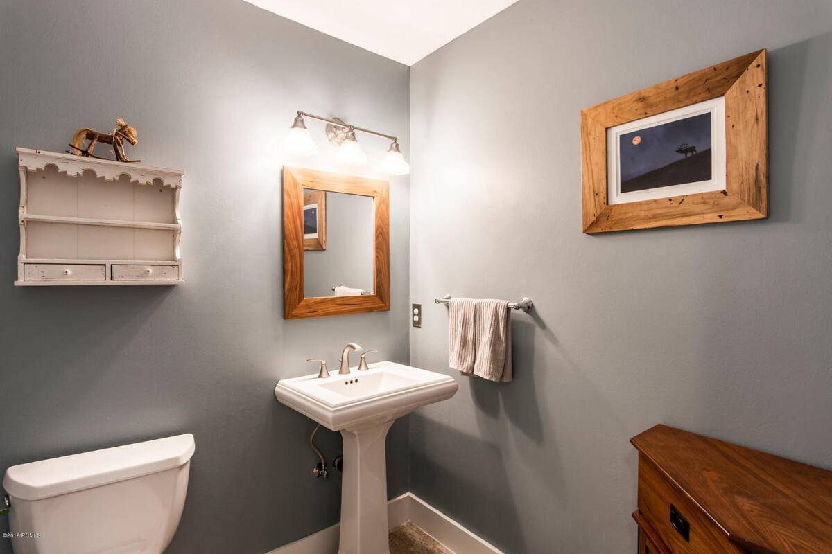 Residence image 3