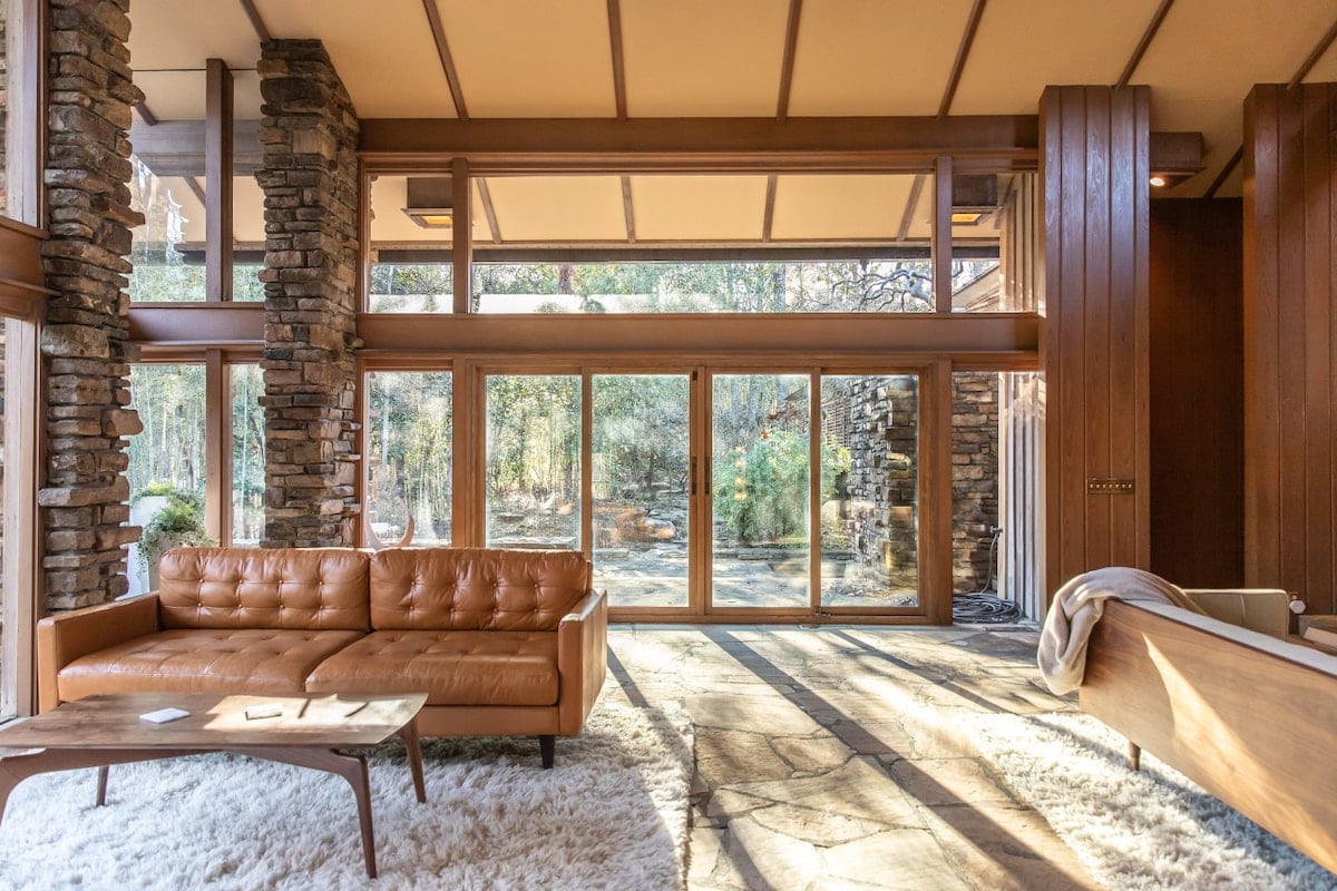 082-5715 Sycamore Grove Ln-MLS Version