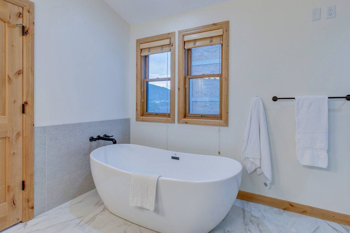 Residence image 3