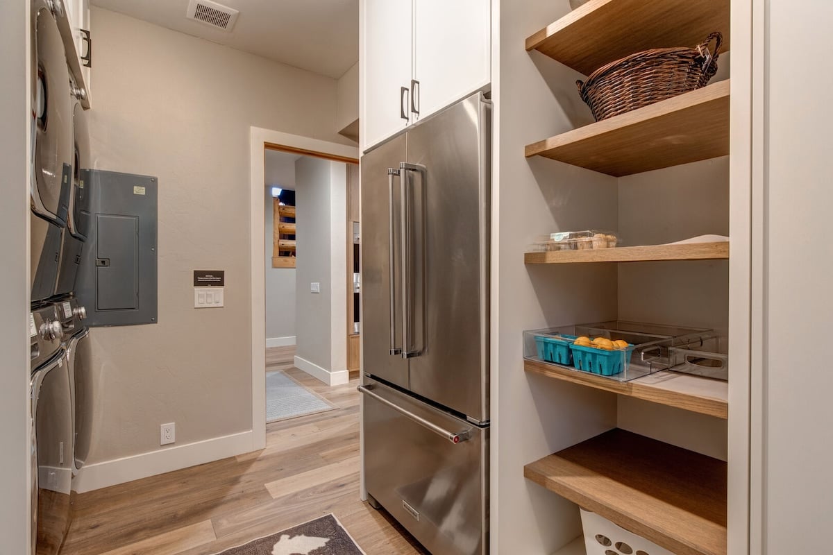Abode at Oak Haven | Winter Special - Mtn Retreat image 16