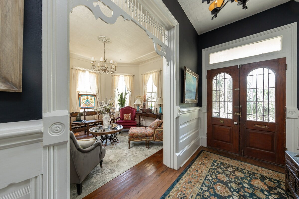 The Old Spanish Consulate General Suite image 11