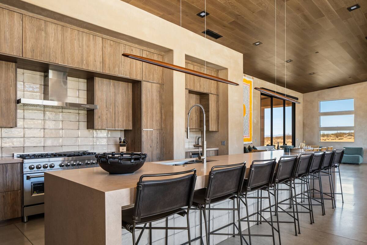 Counter seating