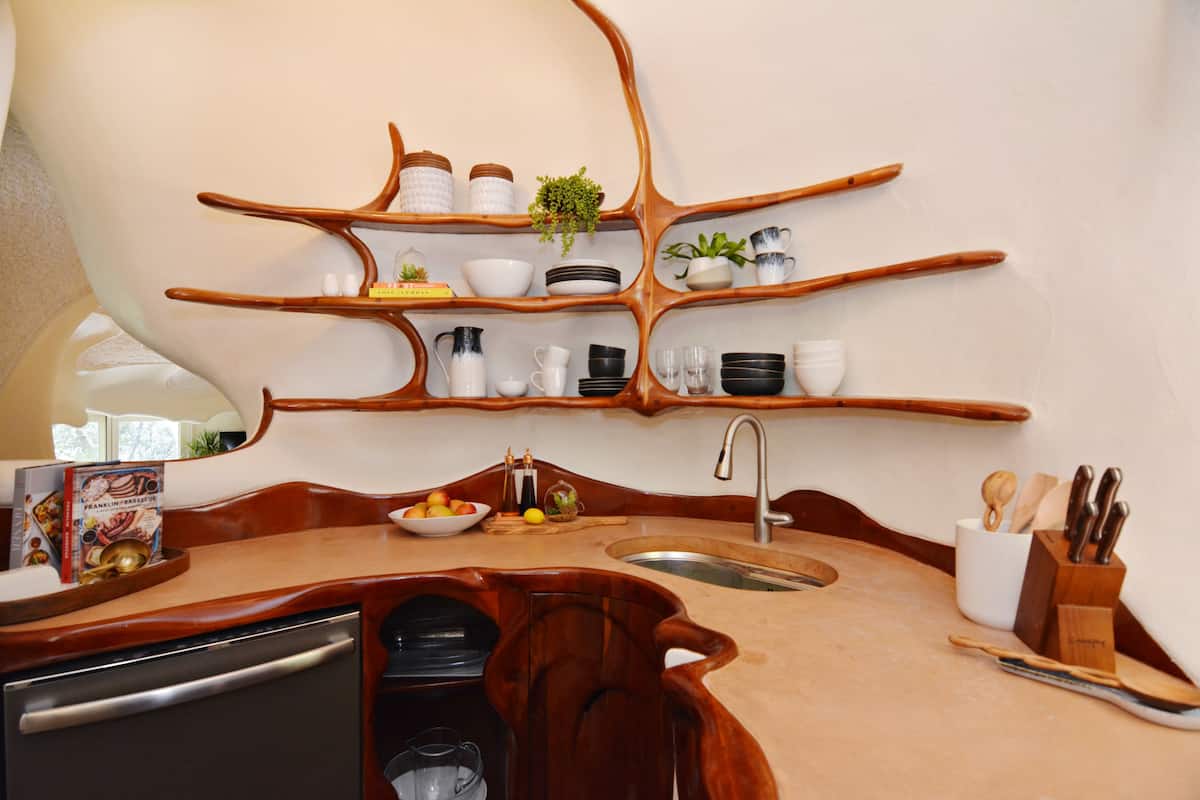 Residence image 2
