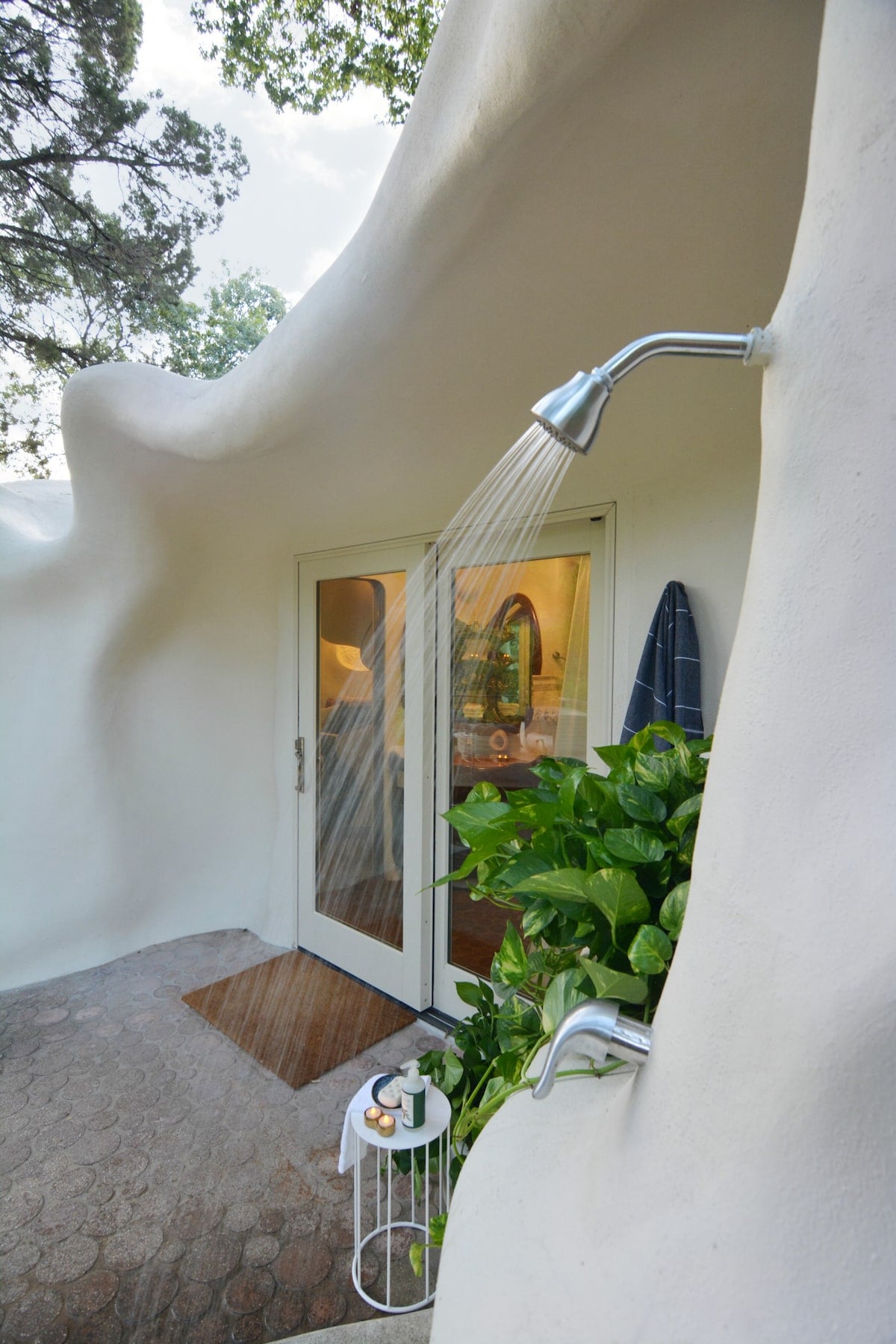 Residence image 3