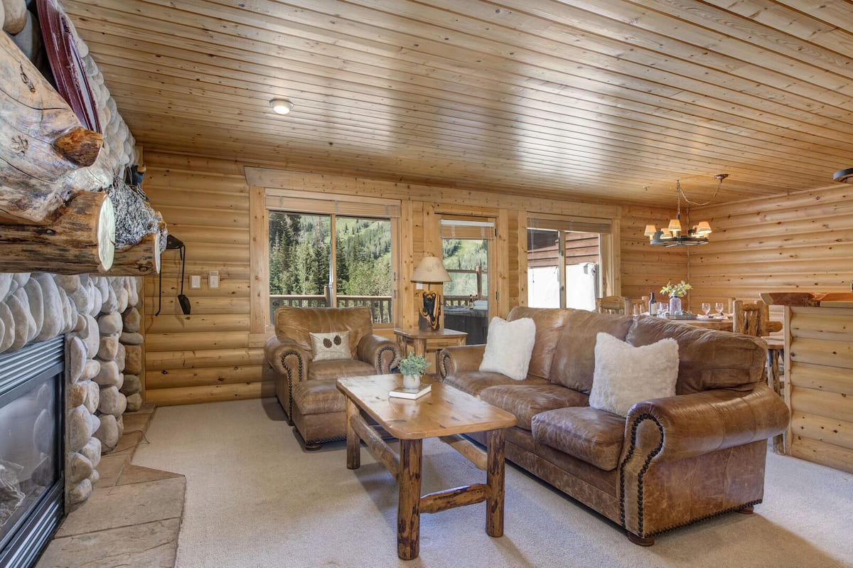 Residence image 3