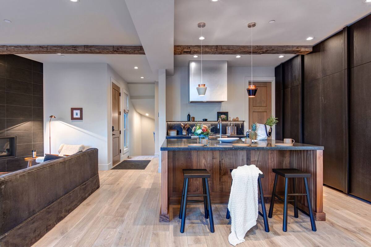 Residence image 1