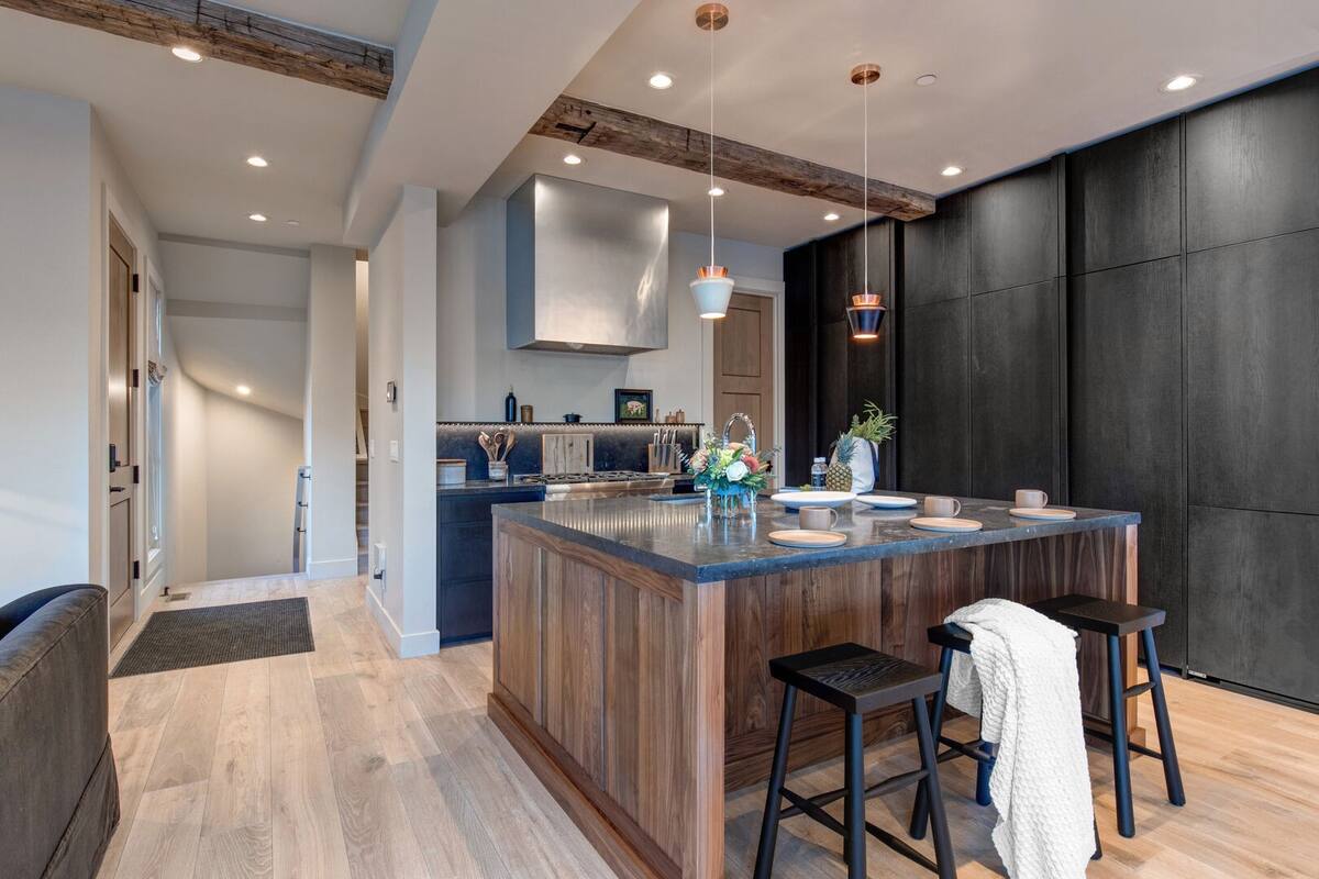 Residence image 2