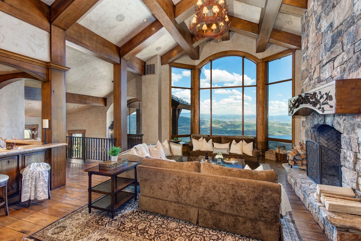 Residence image 2