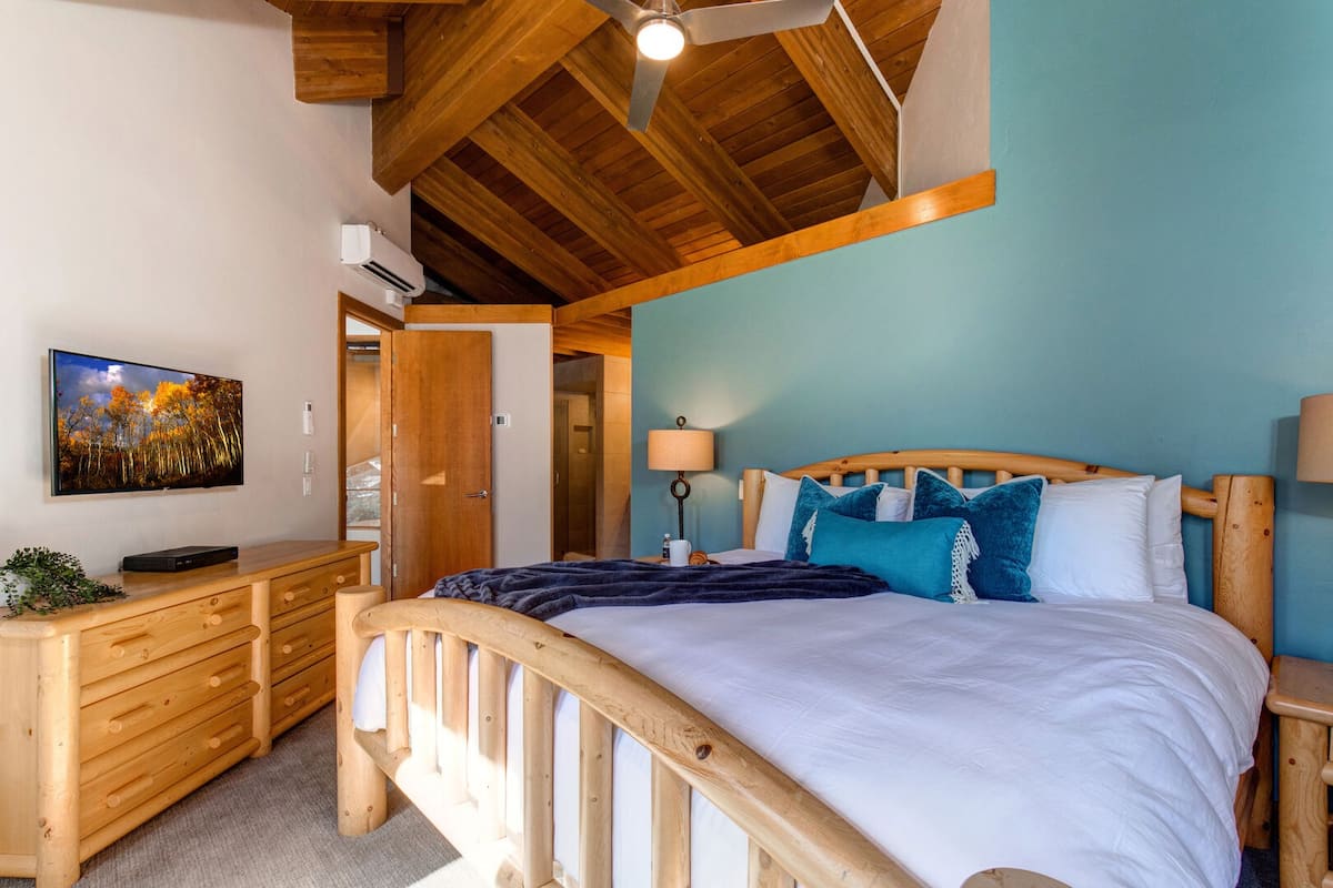 Residence image 3