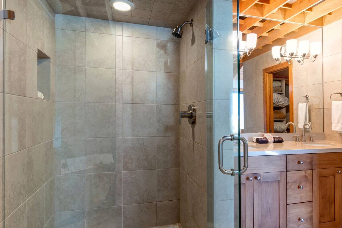 Residence image 1