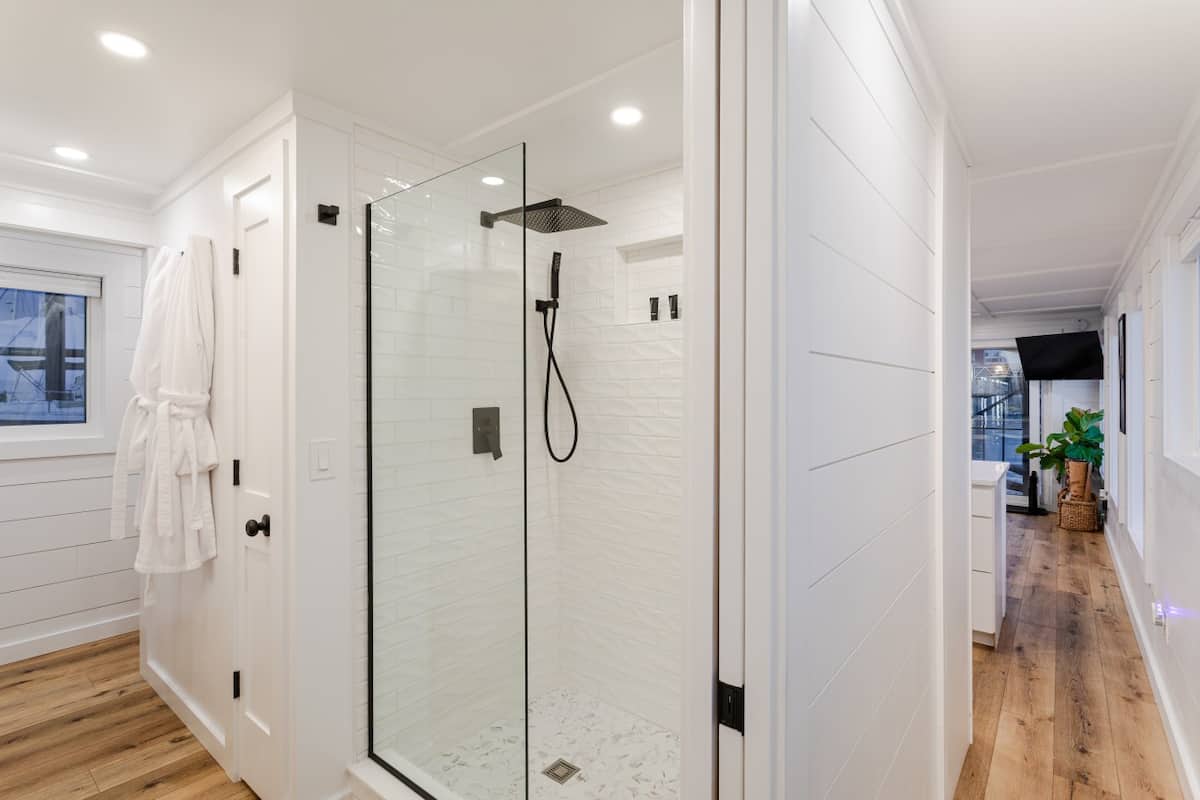 Residence image 2