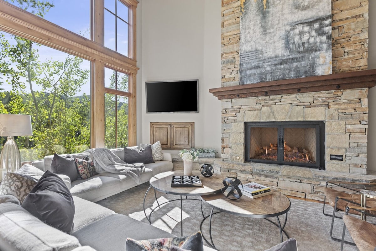 Abode at Benoit Lookout | Ski access lodge image 9