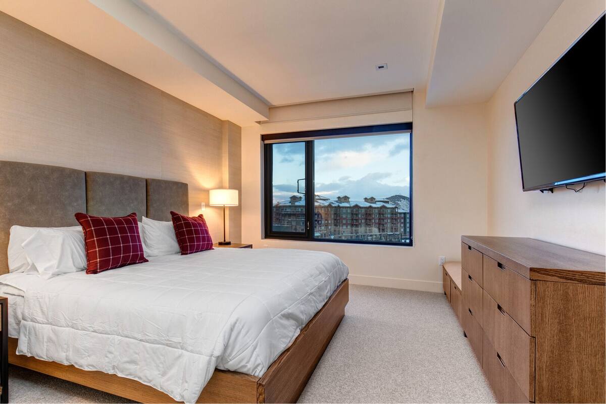 Residence image 3