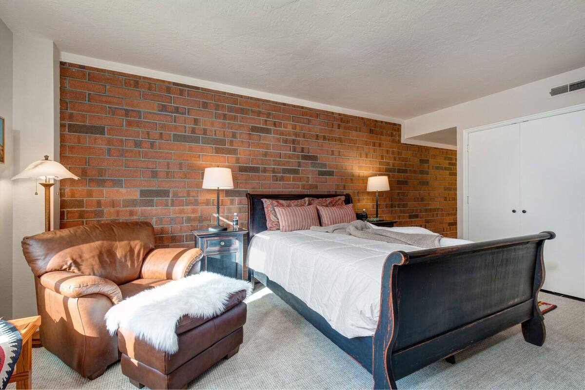 Residence image 3