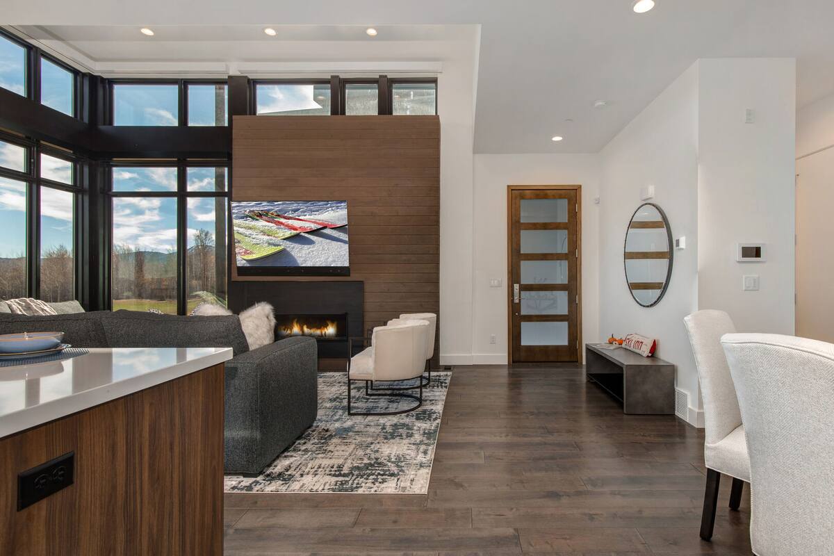 Residence image 3