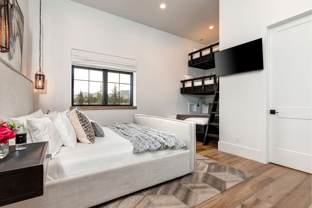 Residence image 5