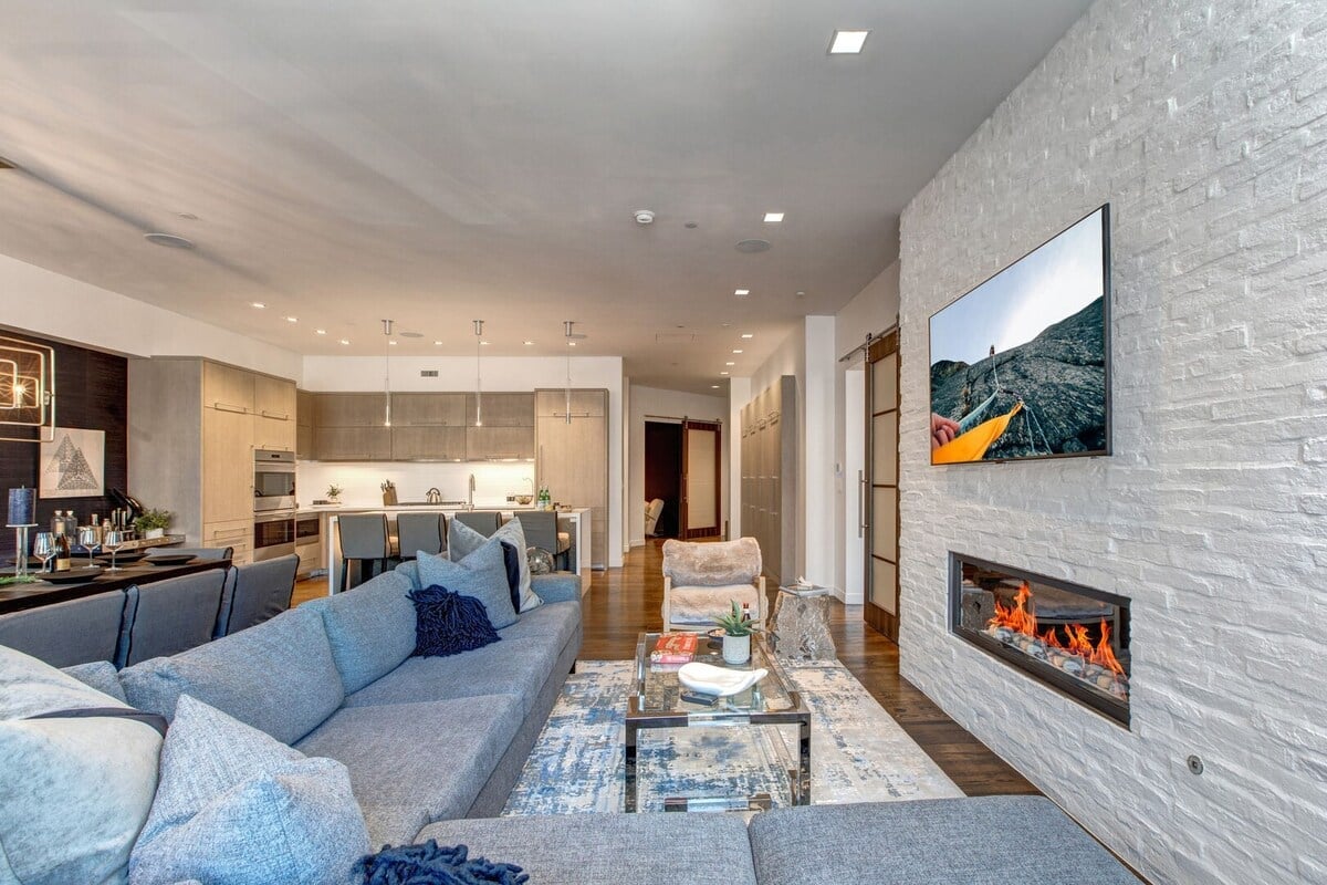 Residence image 1