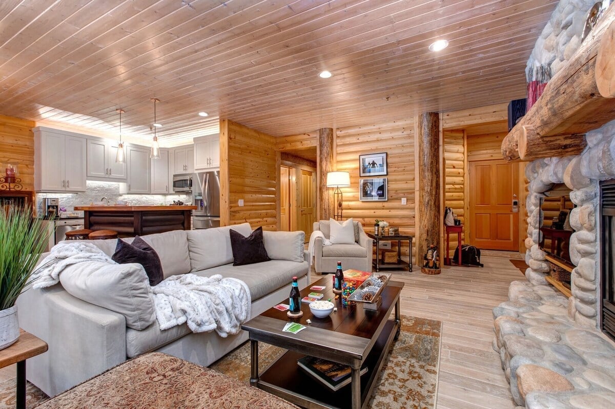 Residence image 3