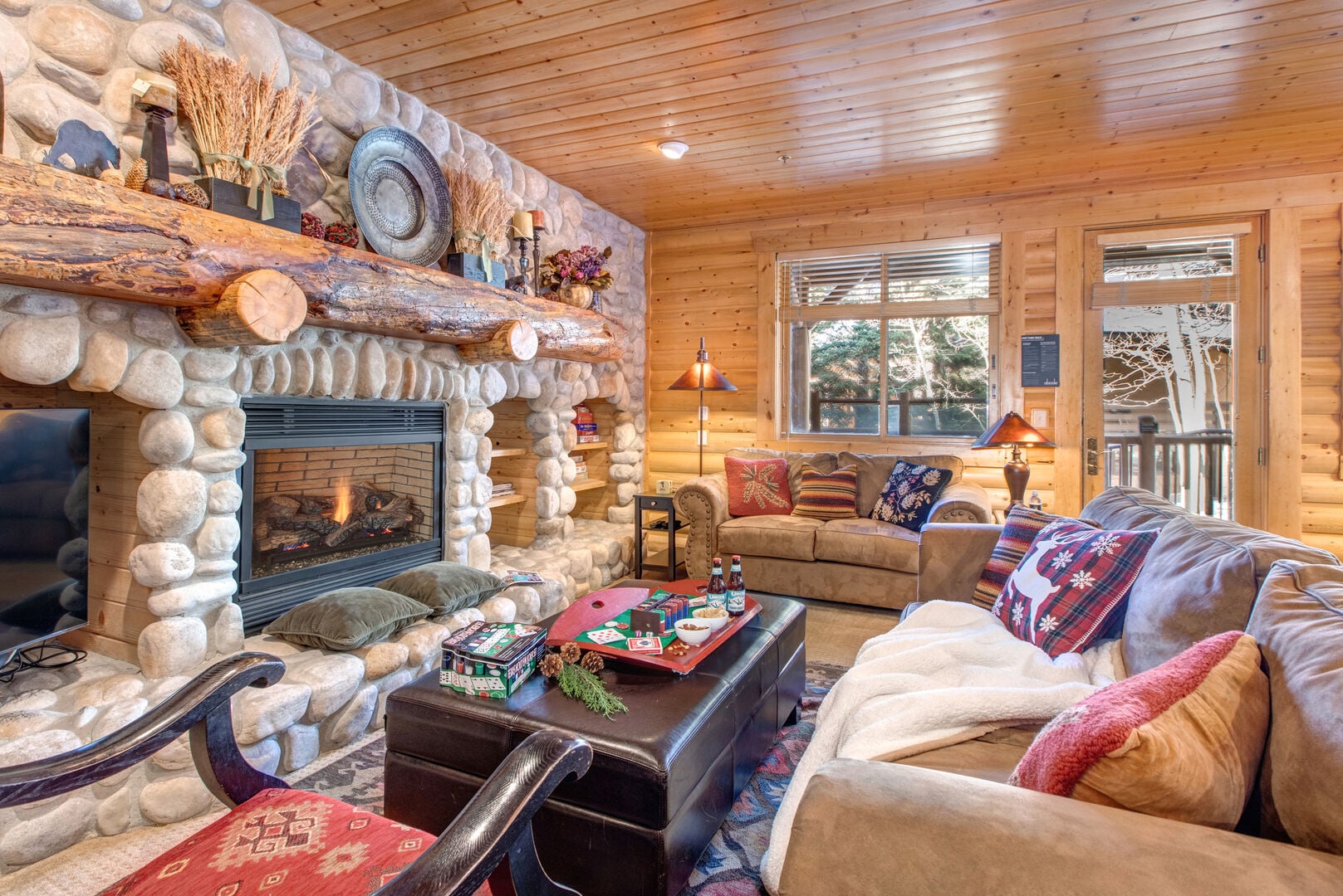 A mountainside condo where Park City's slopes meet the warmth of home in Park City, UT