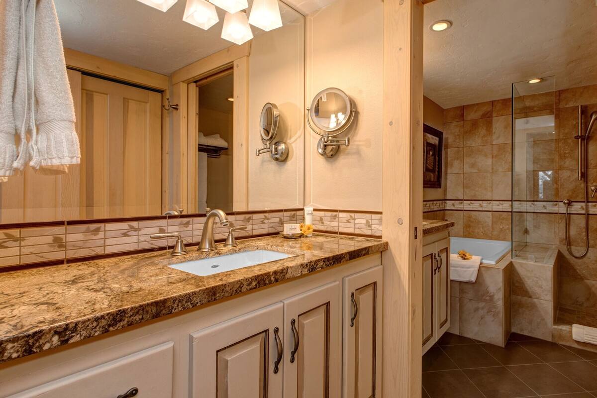 Residence image 3