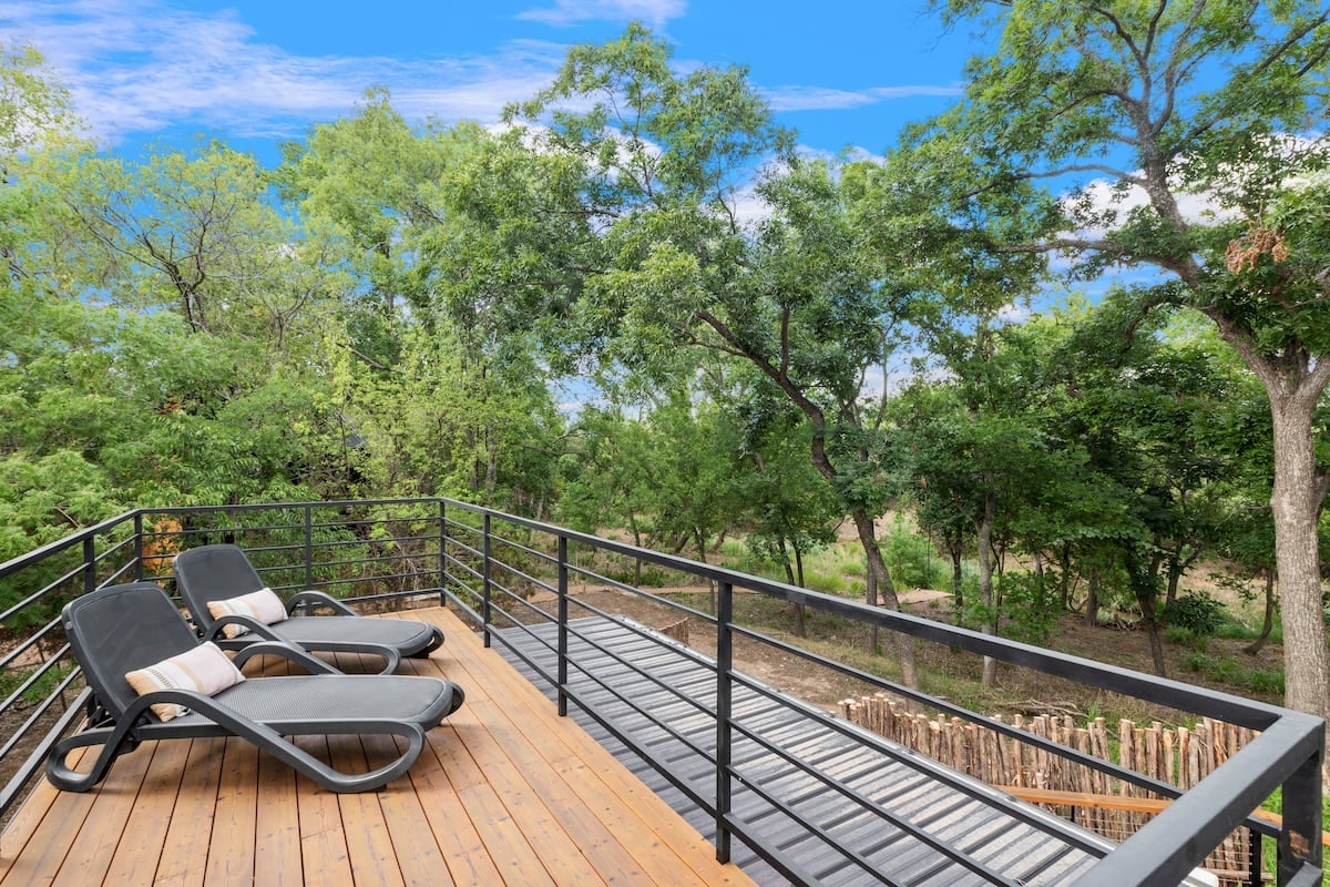 Residence image 1