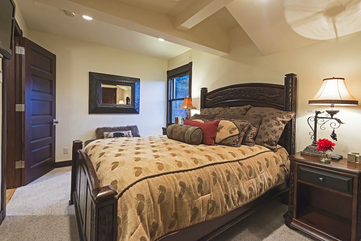 Residence image 2