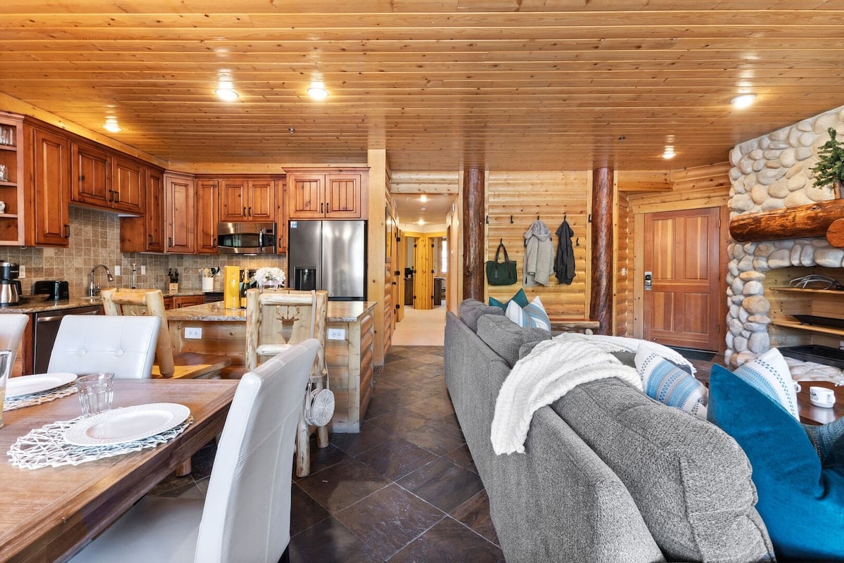 Abode at Black Bear #206 | Mountain modern condo image 13