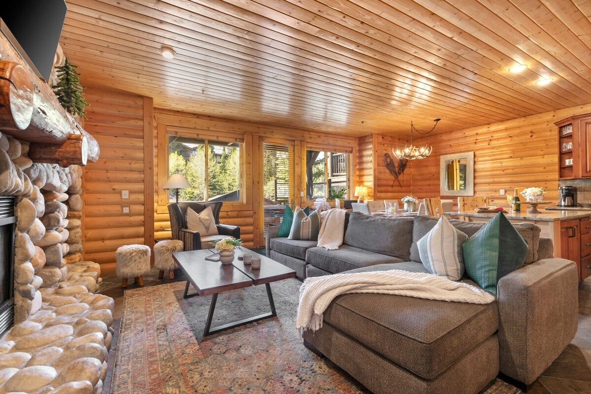 Residence image 2