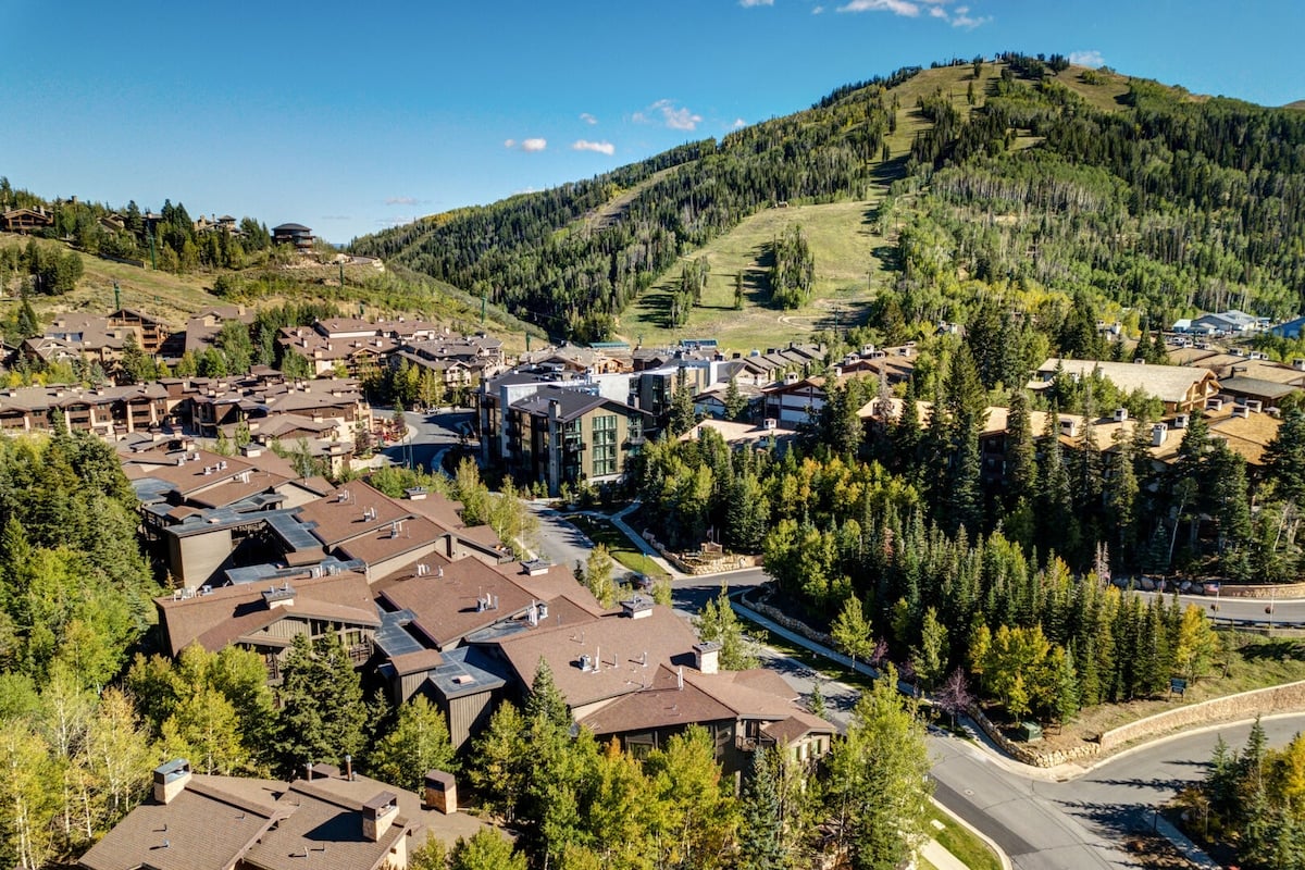 Abode at Black Bear #303 | Trail/Ski Access, Shared Pool/ in Deer Valley image 38