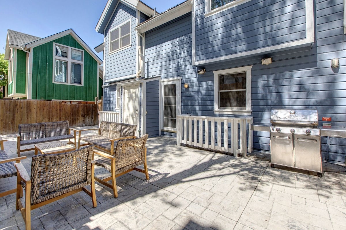 Abode off Main | Best value & location in Old Town! Incredible house-Off Main! image 37