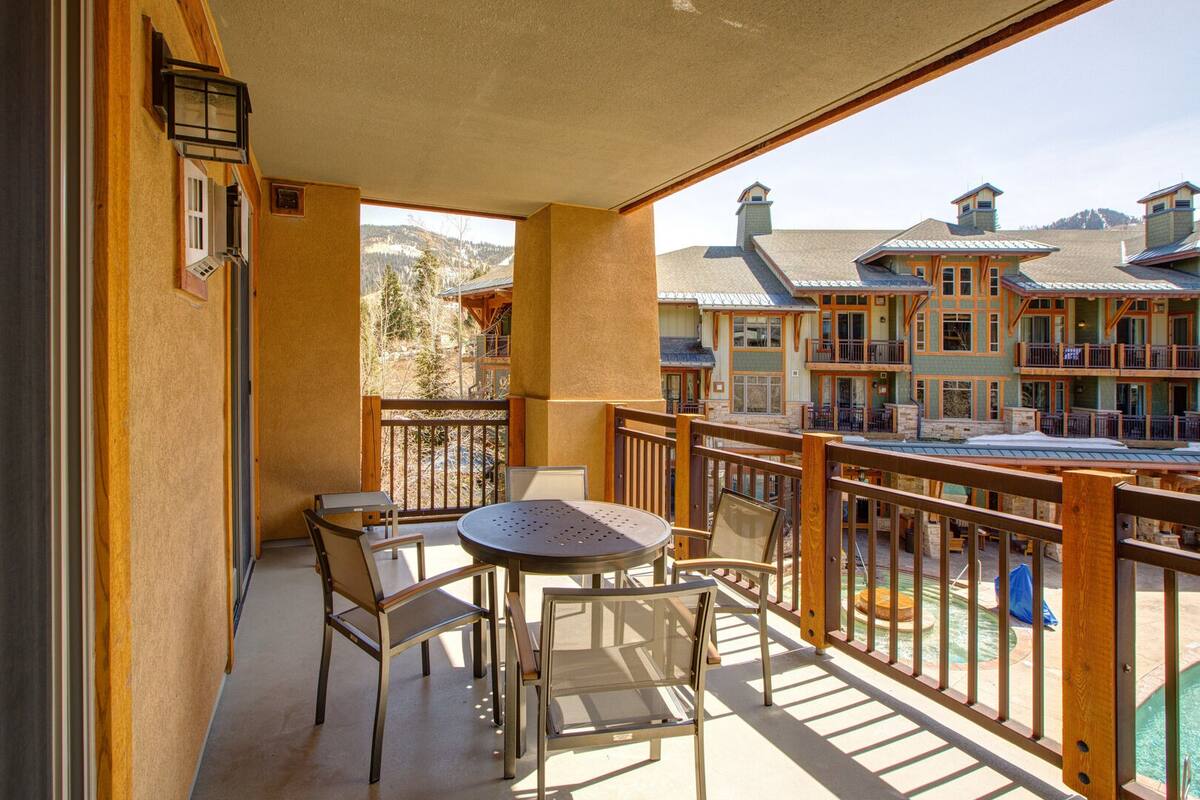 Residence image 1