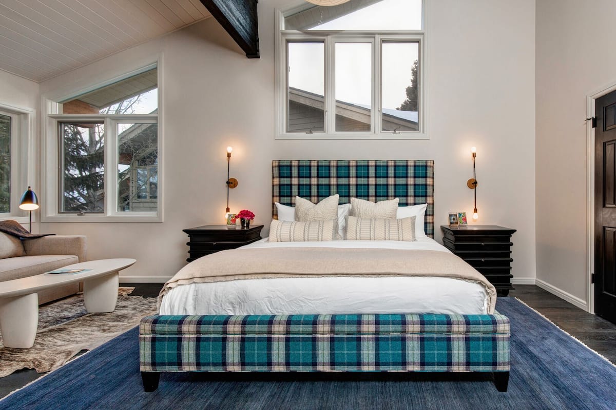 A mountainside home where Silver Lake meets the slopes in Park City, UT