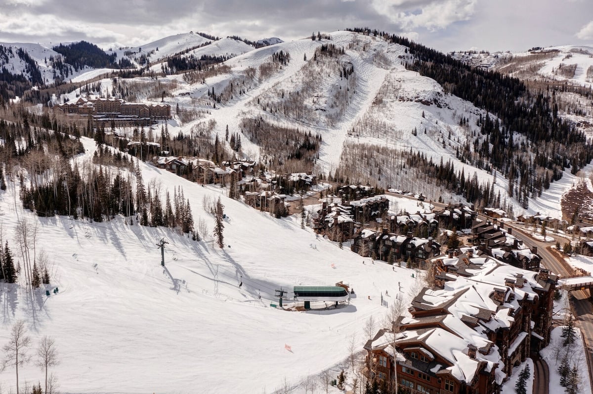 Abode at Lucky Star | Steps to DV lifts, Beautiful Mountain Retreat! image 71