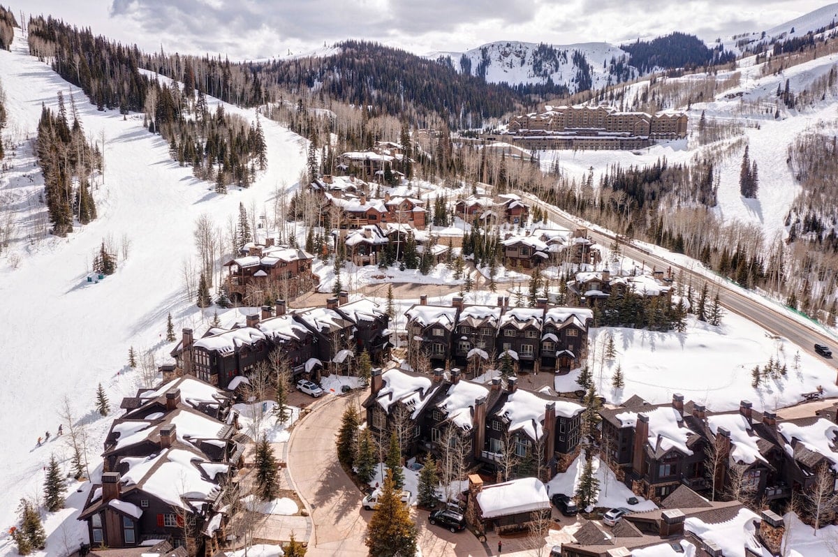 Abode at Lucky Star | Steps to DV lifts, Beautiful Mountain Retreat! image 72