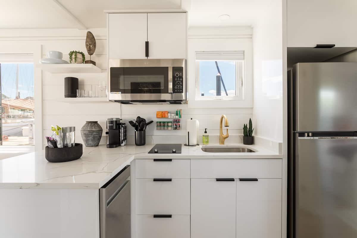 Residence image 3