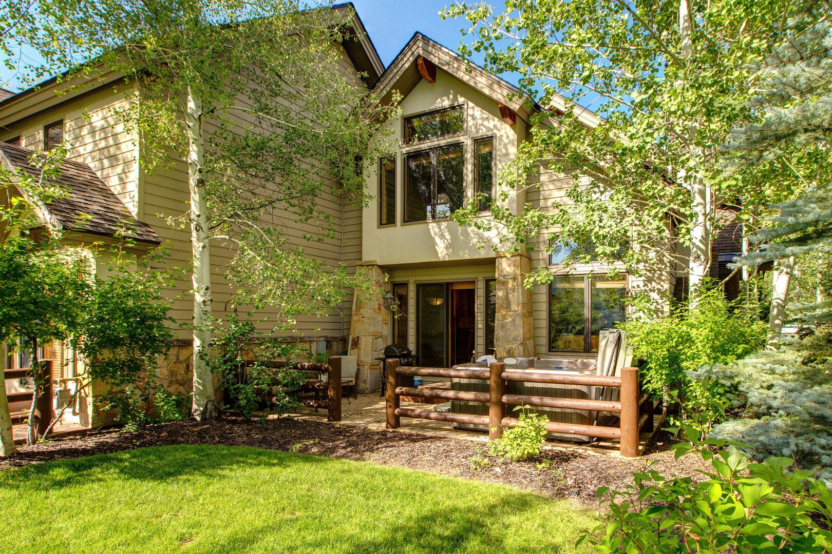 Residence image 3