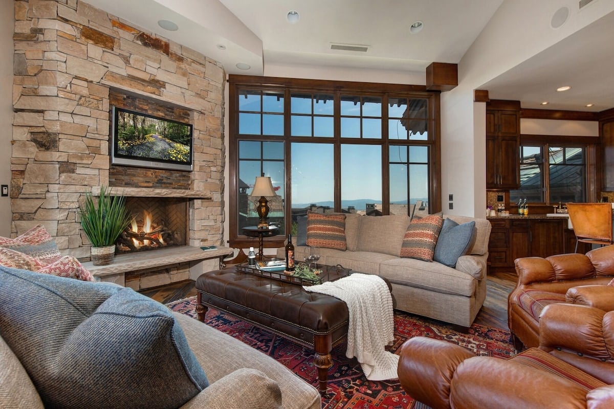 Residence image 2