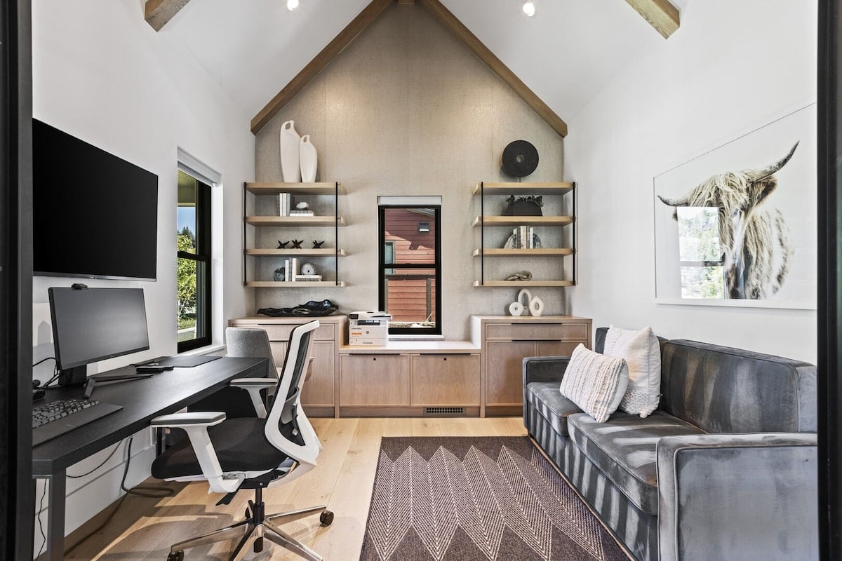 Abode at Hollow Mountain image 18
