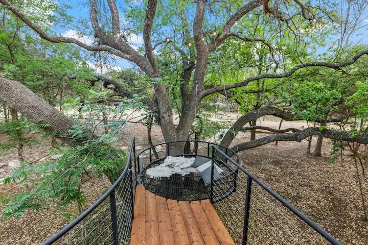 Private Hot Tub | Pool | Firepit | Main St | Onera image 11